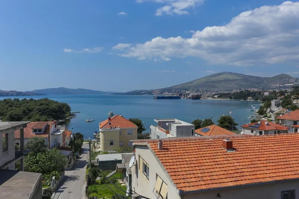 Apartmani Leila 0*, Trogir